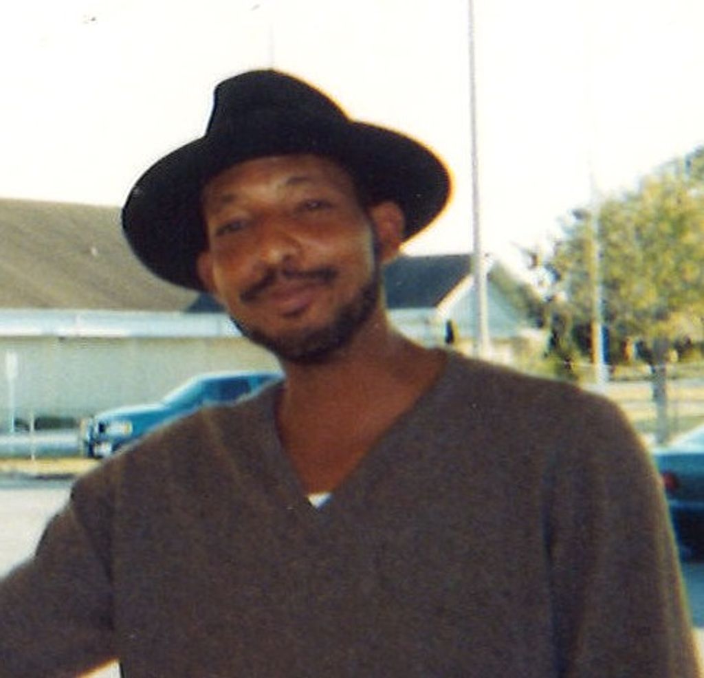 Russell Gordon Profile Photo