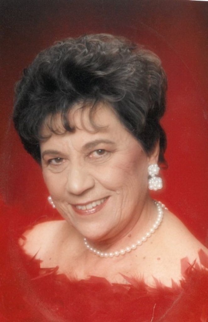 Beverly Campos