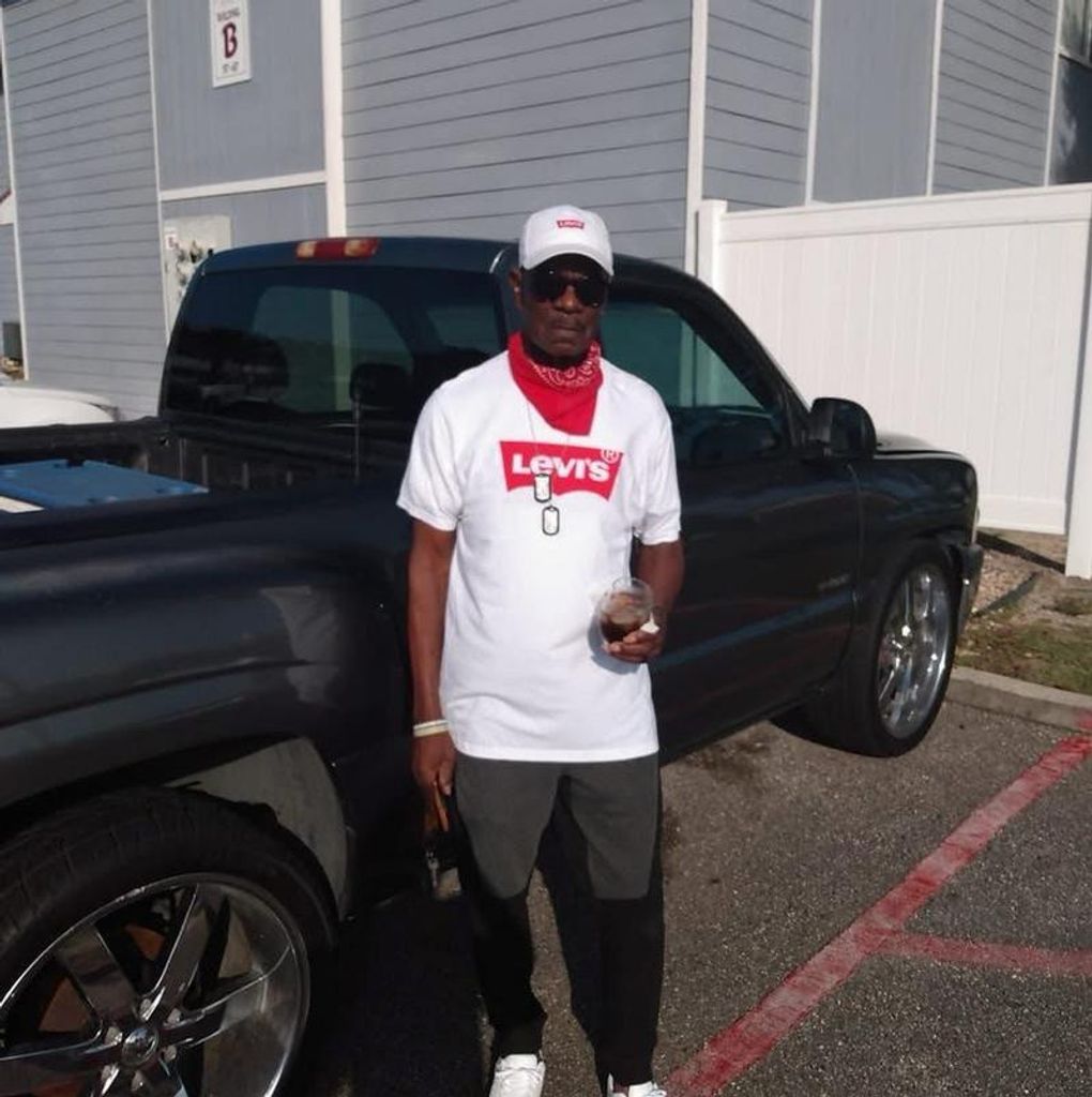 Dwight Elliott Taylor Profile Photo