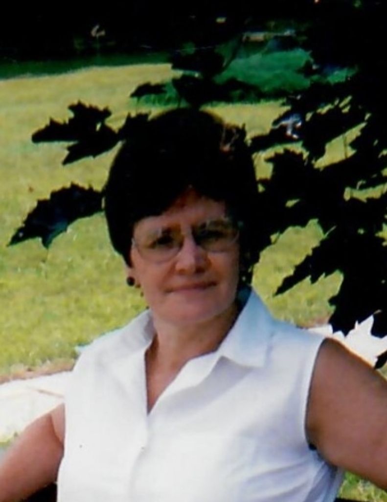 Sandra Lacaze Profile Photo