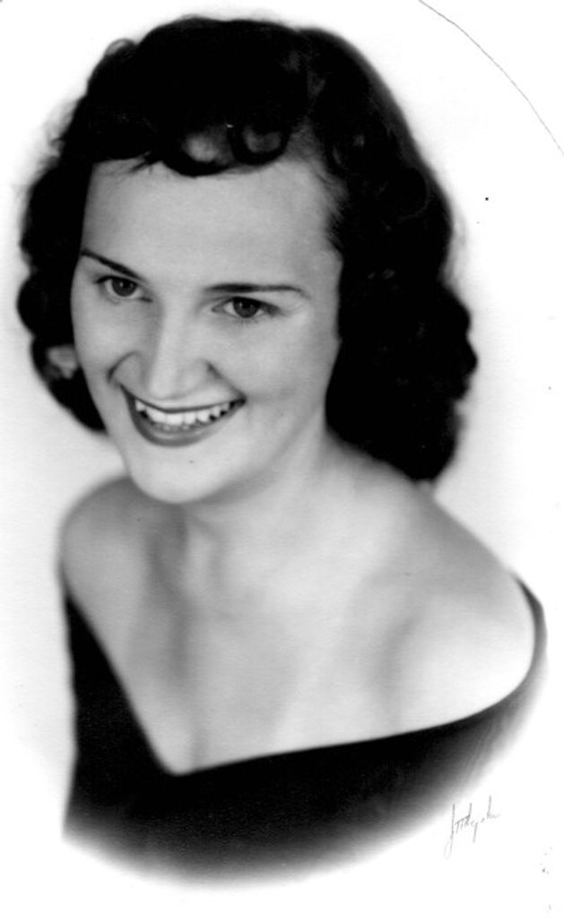 Alma Elizabeth "Liz" (Randall) Looney Profile Photo