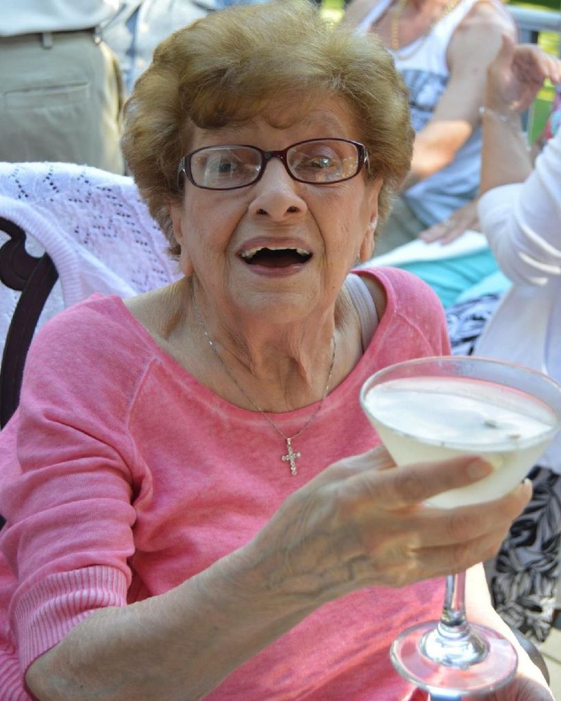 Lucy Ferro