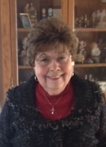 Mary Jo Kave photo gallery thumbnail 1 of 1