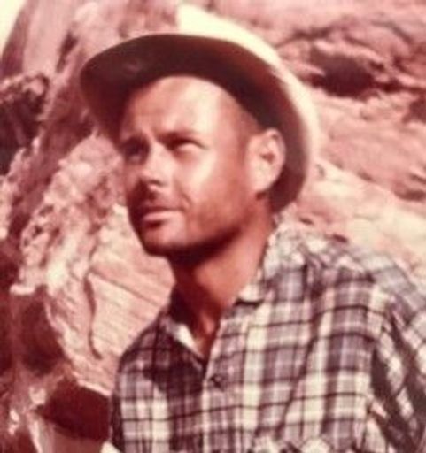 Alexander Lindsay Profile Photo