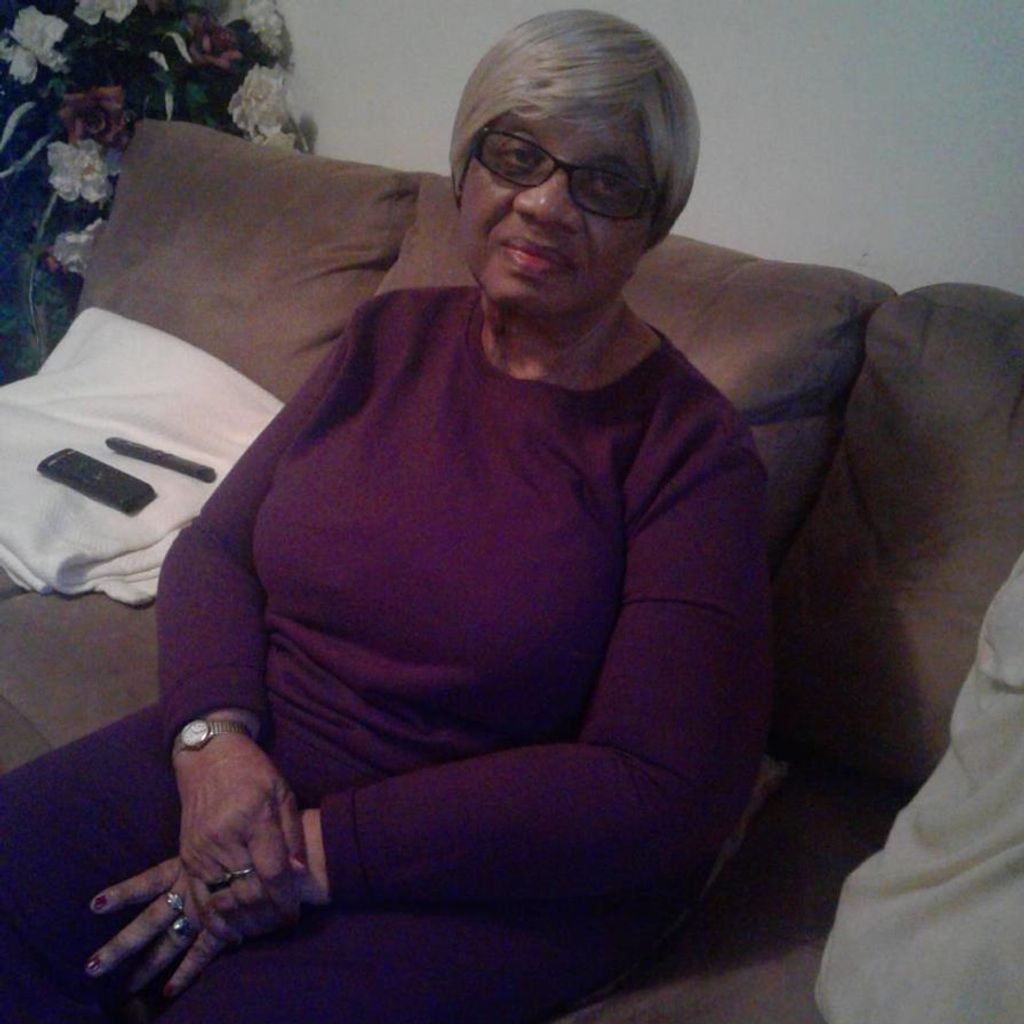 Earlouise Davis Profile Photo