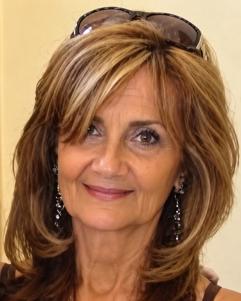 Arrianna J. Round Profile Photo