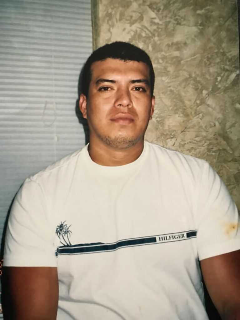 Rolando B Huezo Hernández