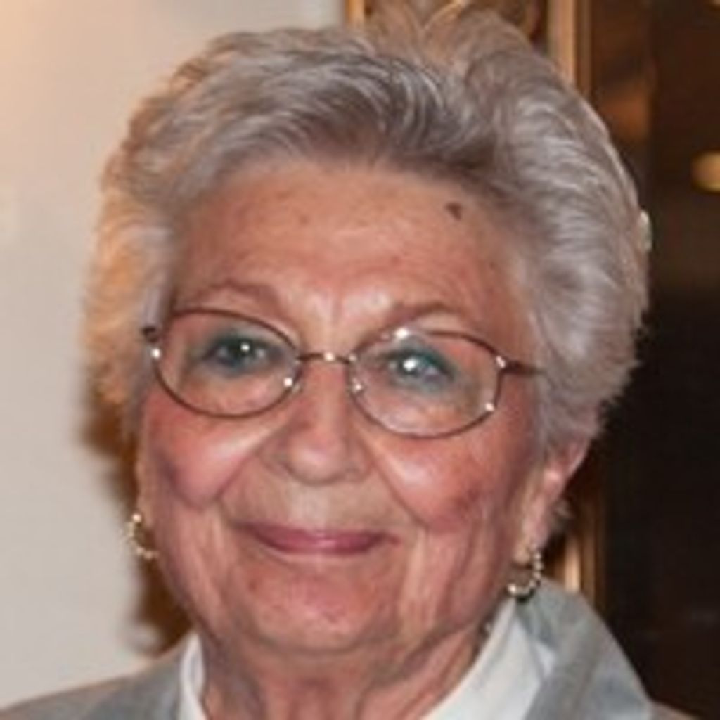 Angela Pilar Casanova Cabello