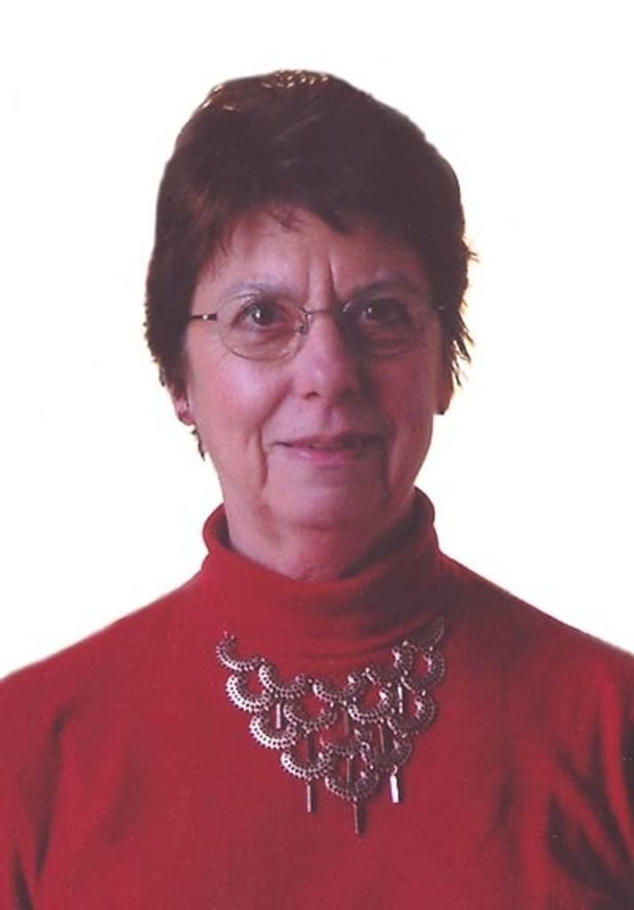Maureen Gwen 'Mo' Parrish