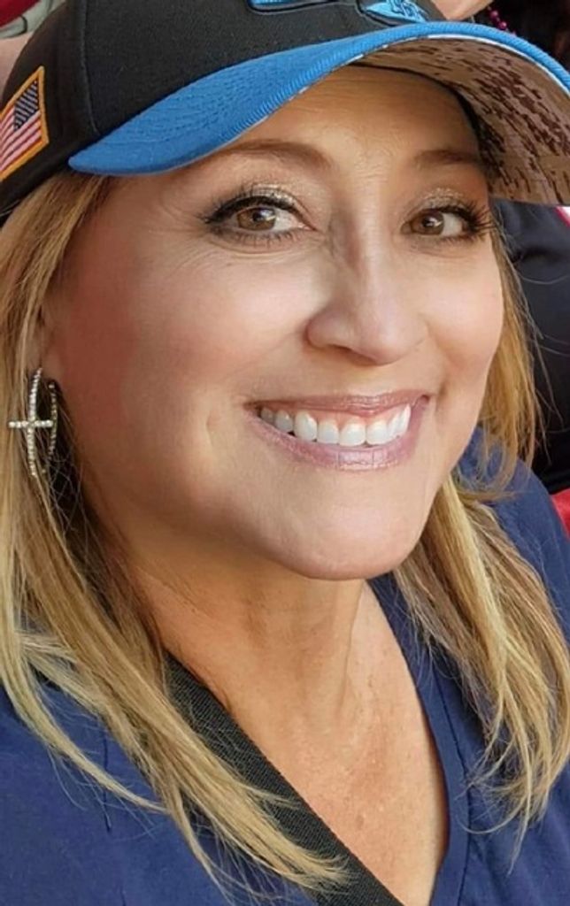 Stacy Redondo-Santa Cruz Profile Photo