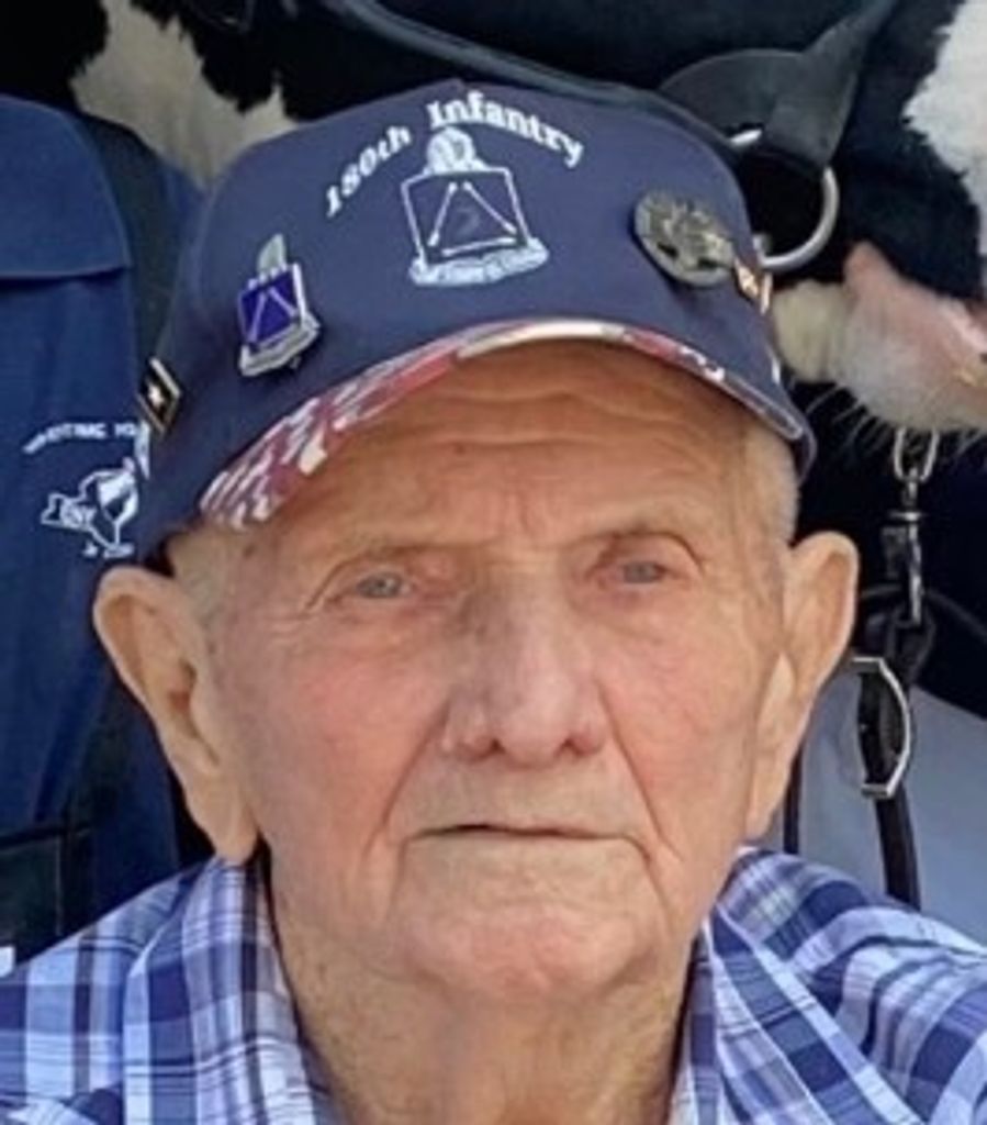 Lewis Knapp