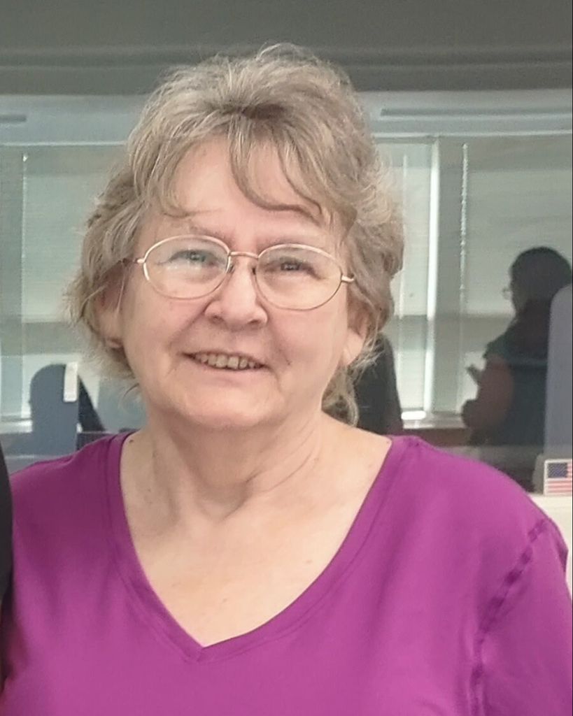 Lyndia Lovell Profile Photo