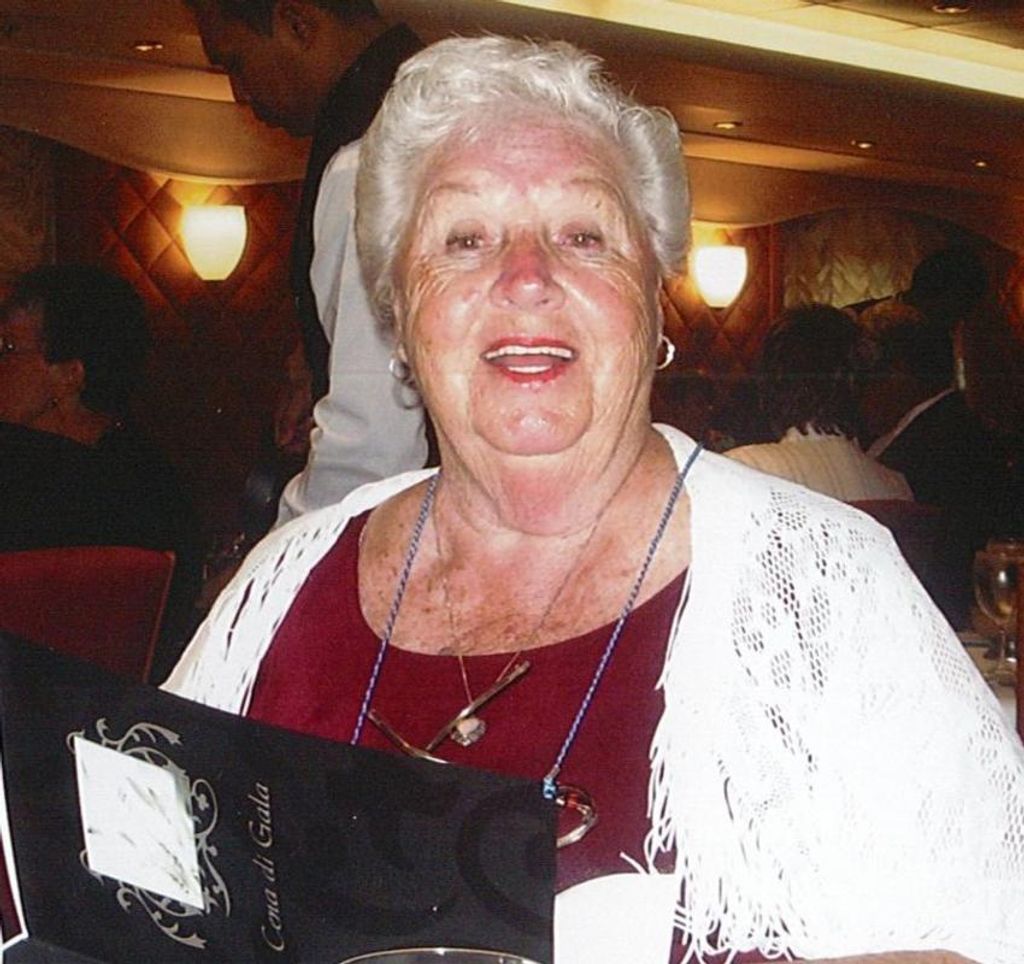 Helen E. Schabot Profile Photo