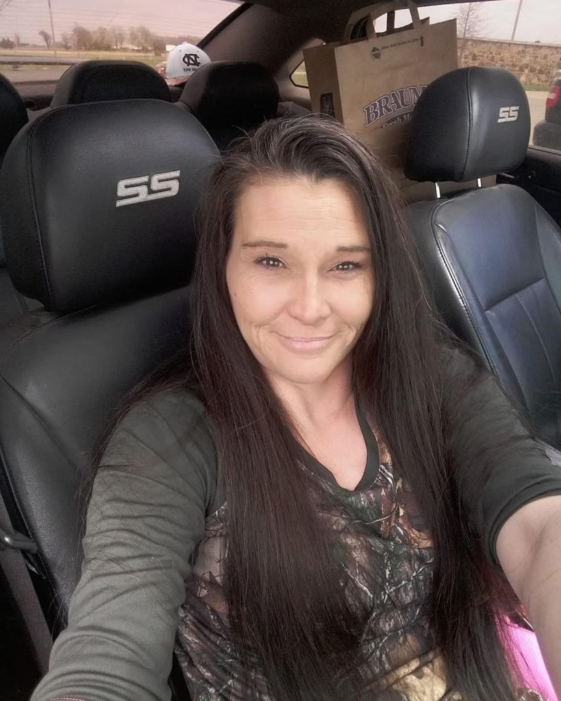 Joani Marie Thornbrue Profile Photo