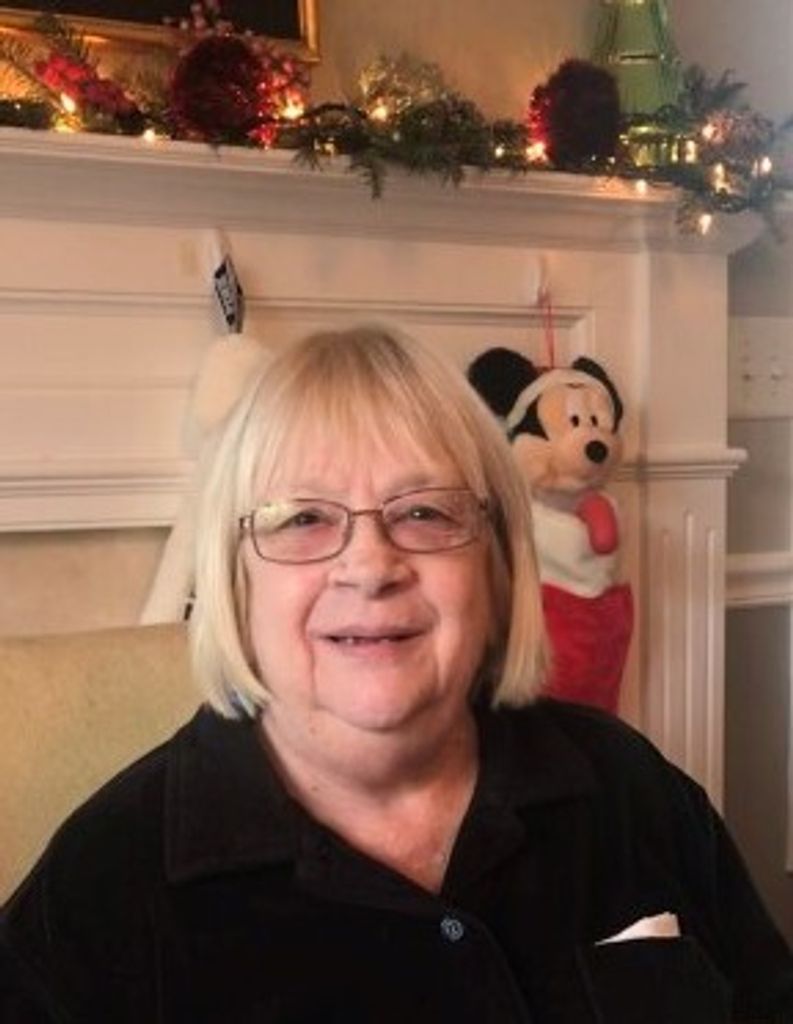 Linda M. (Centrella)  Woodward