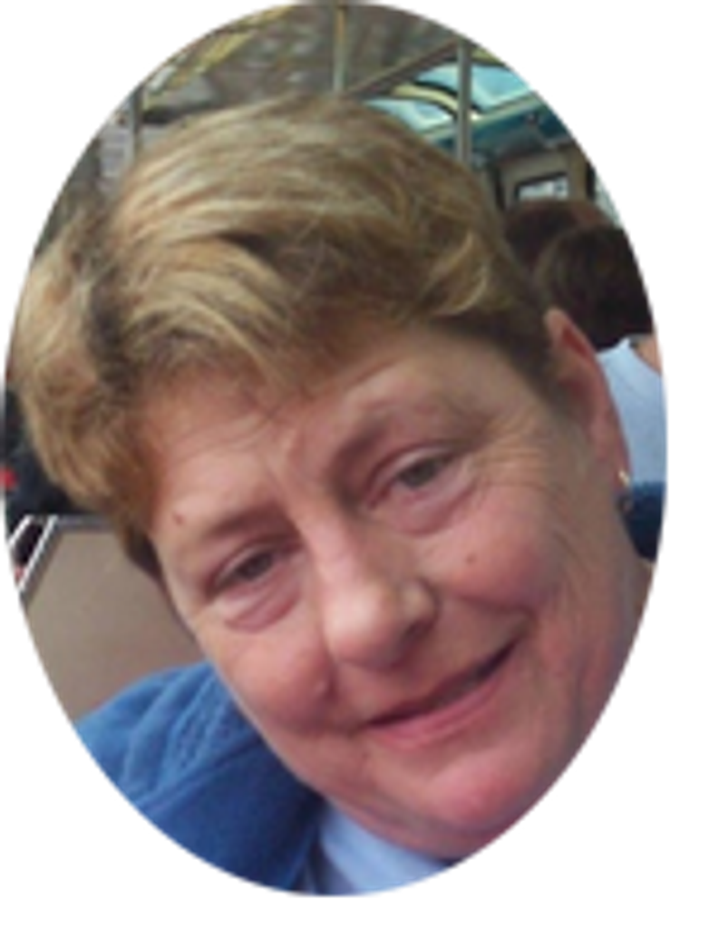 Carolyn Carr