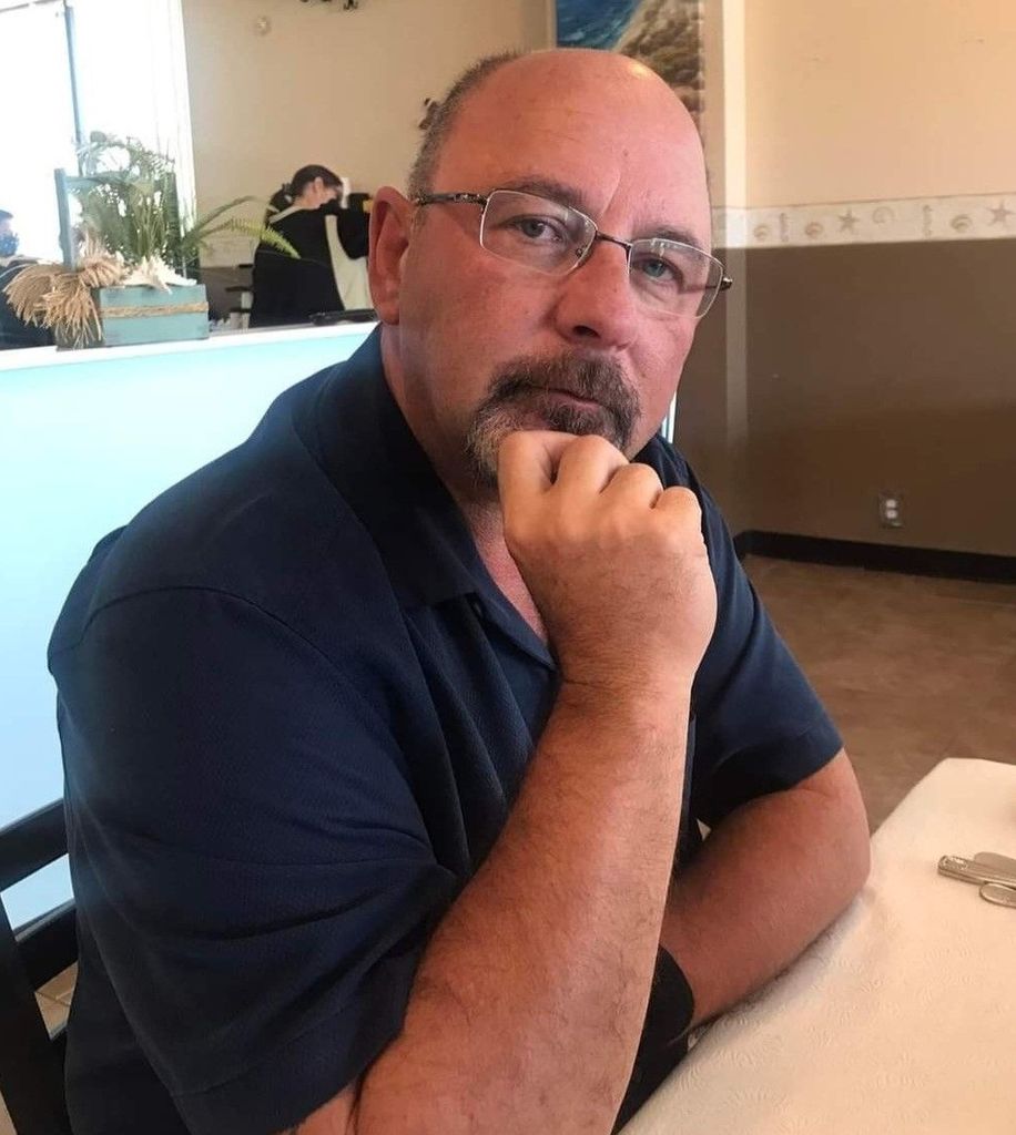 Christopher P Simpson Profile Photo