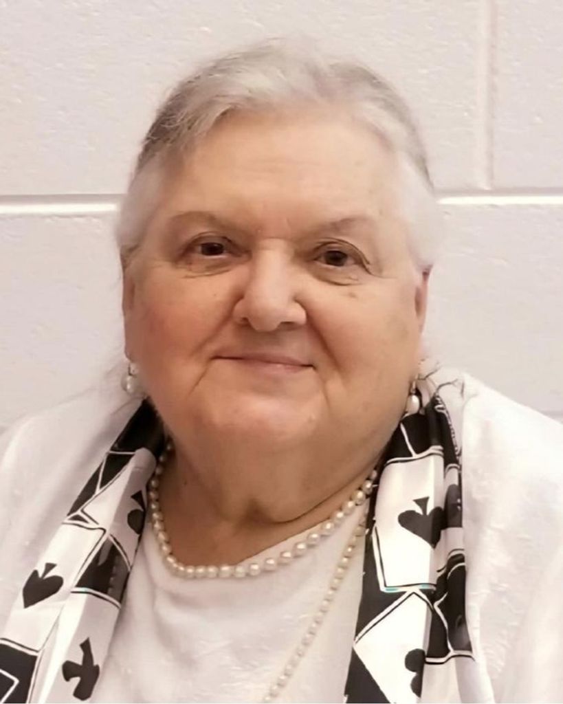 Shellie Crochet Comb Profile Photo