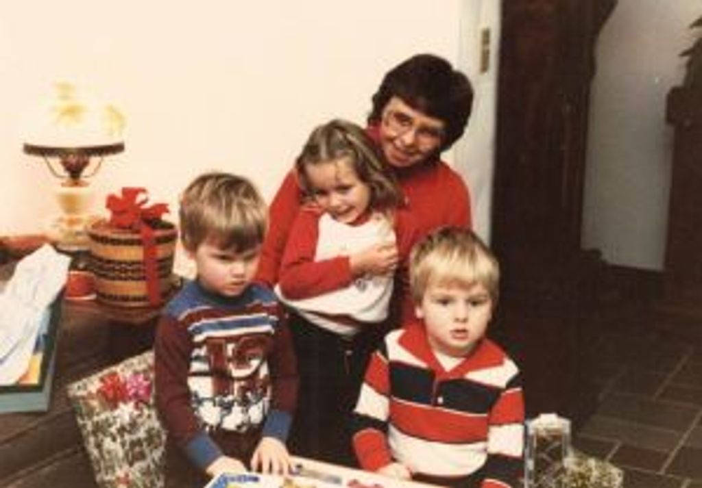 Mary June (Anderson)  Kelly Profile Photo