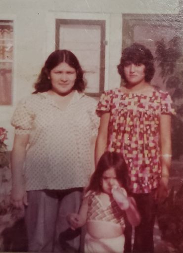 Francisca H. Torres photo gallery thumbnail 31 of 297