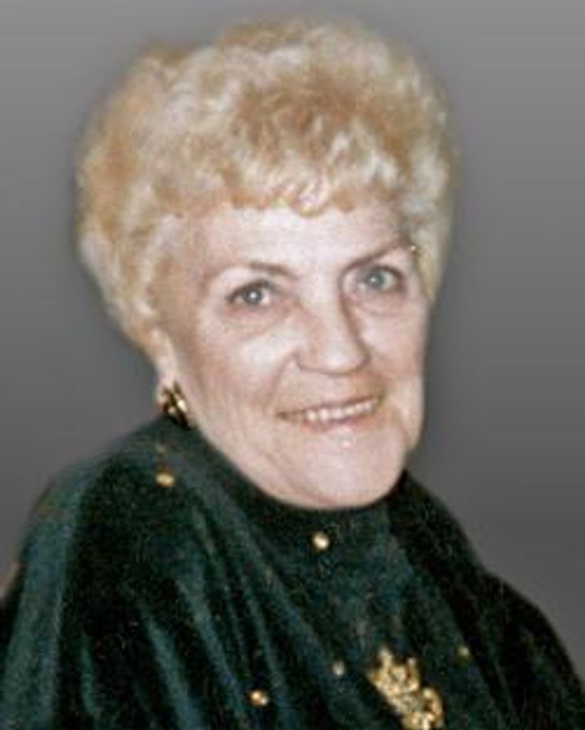 Edna M. Llorente