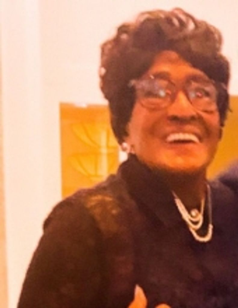 Nova Alice Banks