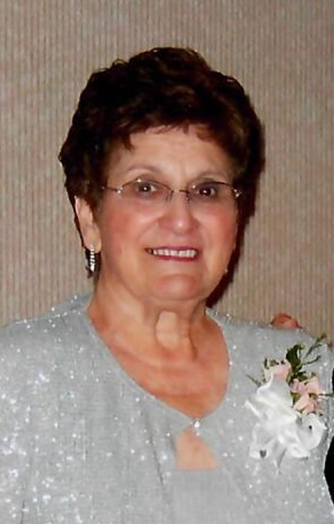 Theresa L. (Peroni)  Constantine