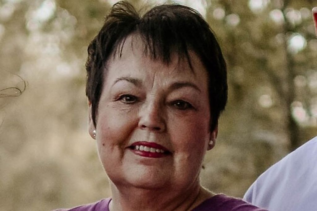 Connie Tolle Marinaro Profile Photo