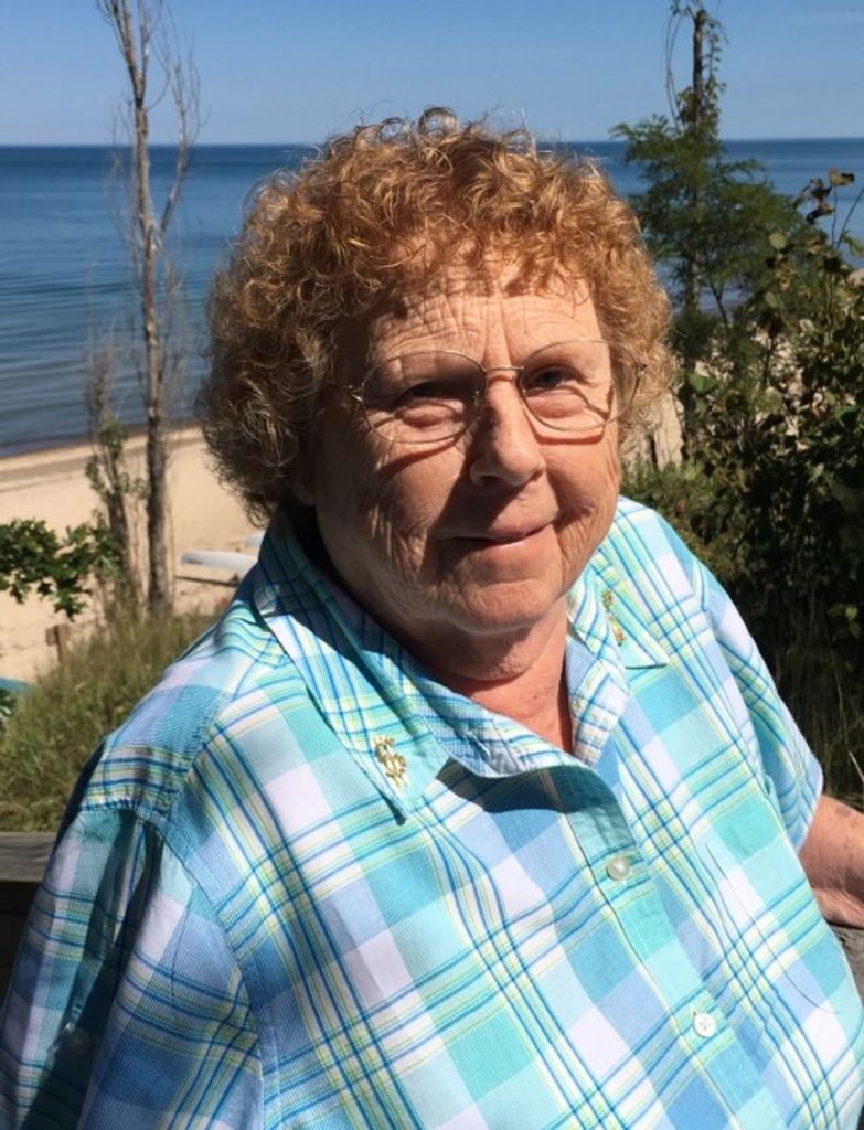 Lennie Marie (Ashcroft)  Young Profile Photo