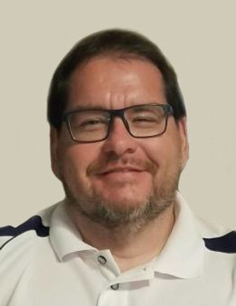 Roberto Hernandez Jr.