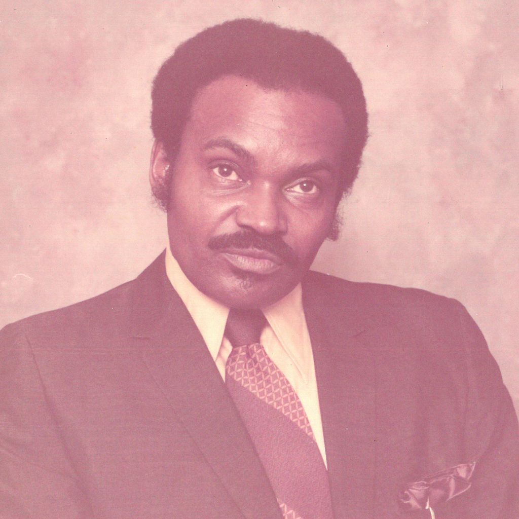 Robert Sr. Leon Hicks
