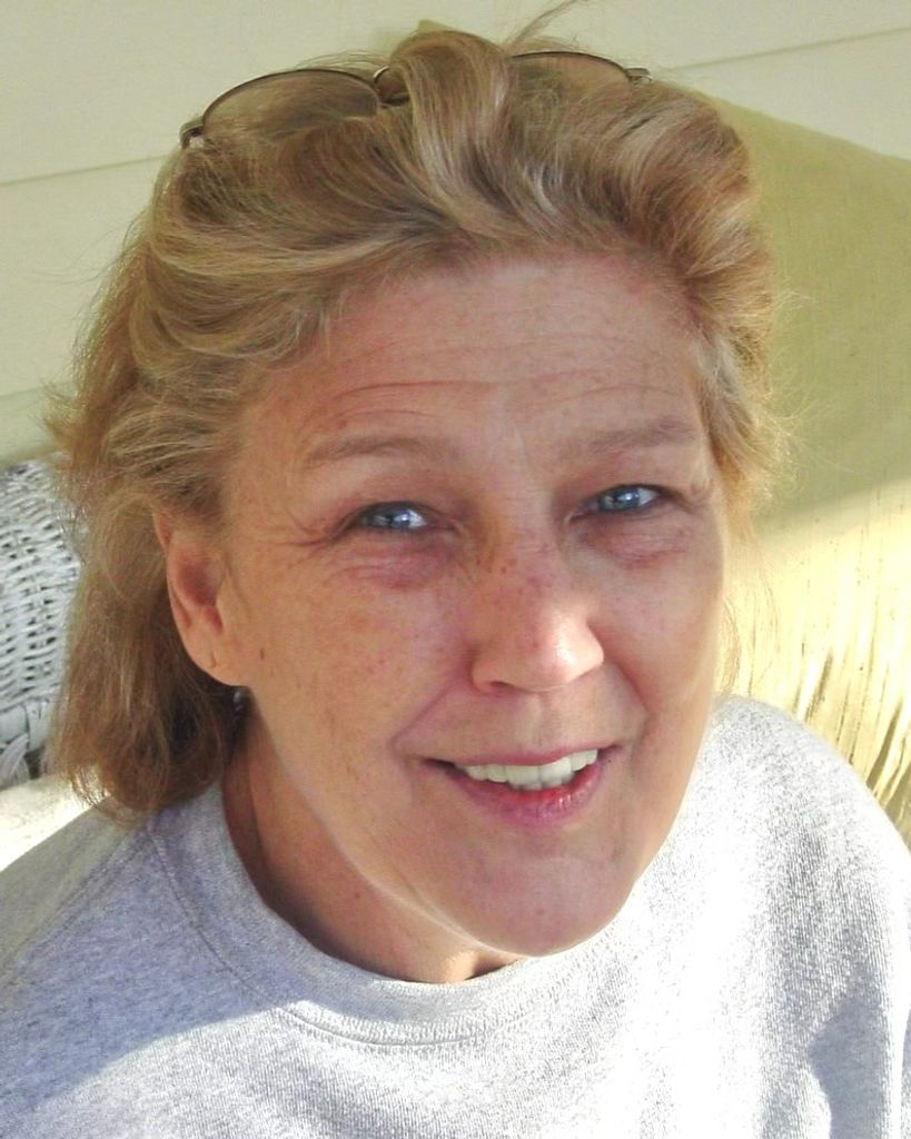 Elizabeth Staples Dietze Profile Photo
