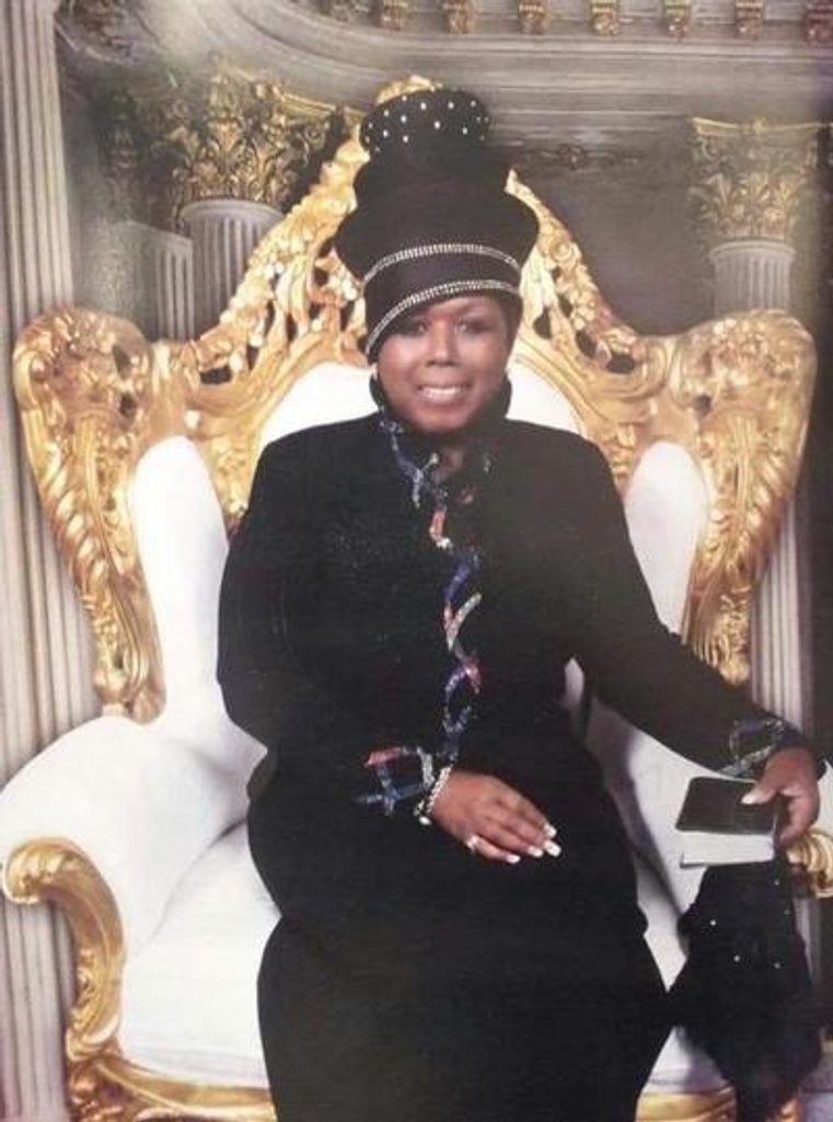 Mother Pia Susaye Haynes-Williams