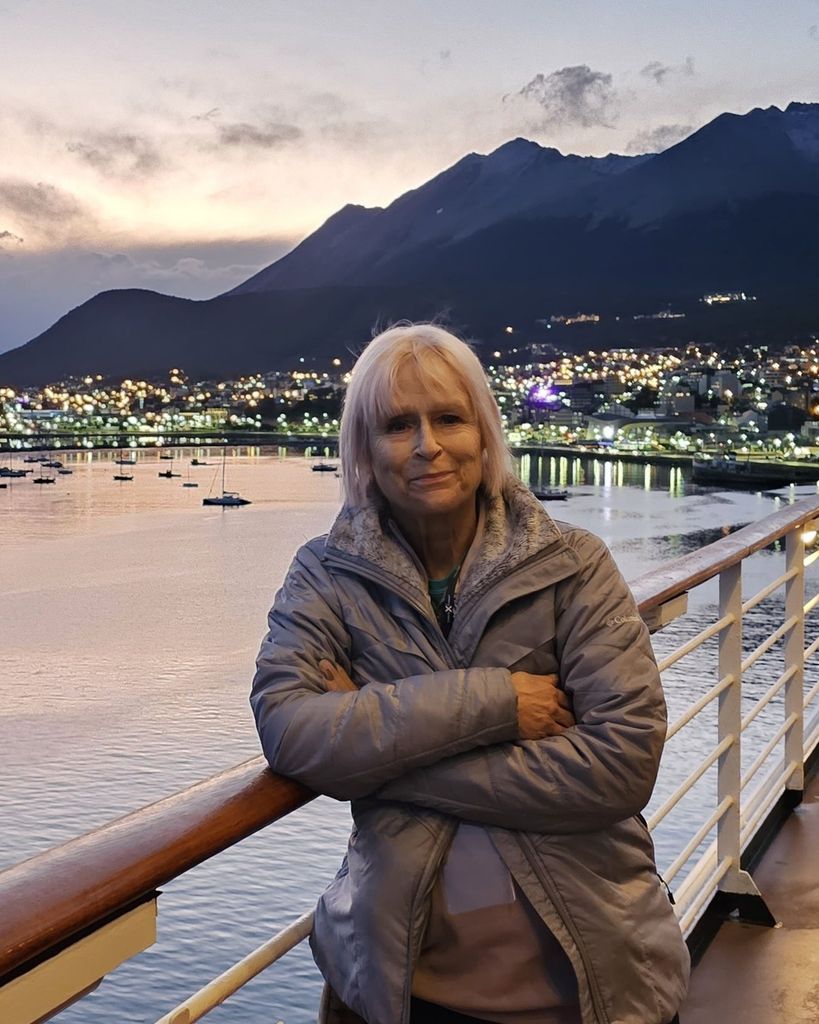Sylvia Lee Holder Profile Photo