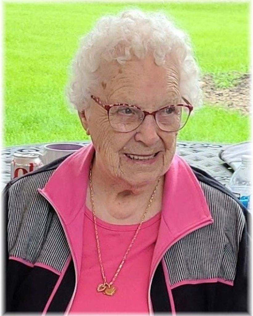 Evelyn Dorothy Walsh Profile Photo