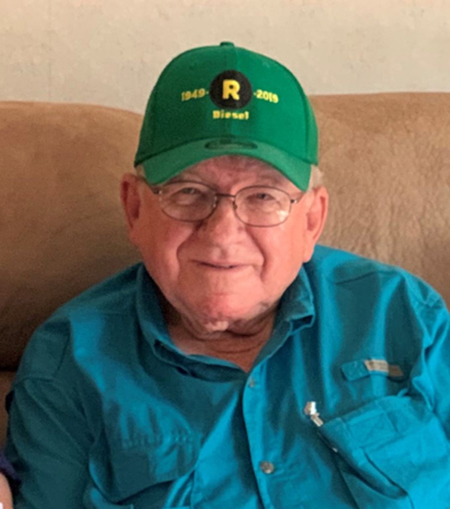 Putt Kolm Profile Photo
