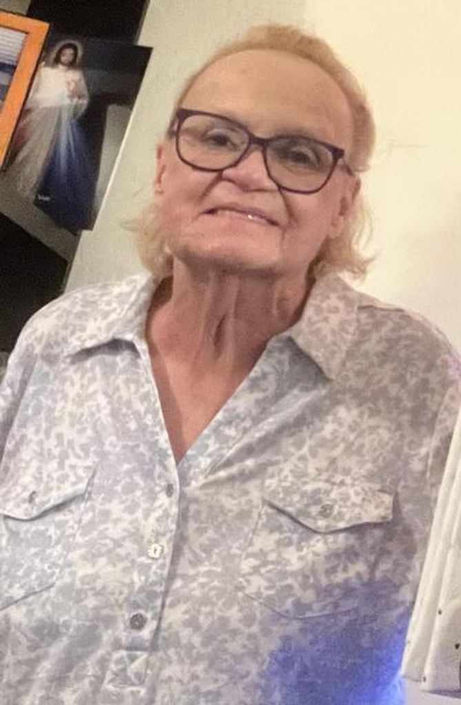 Marie Molenda Profile Photo