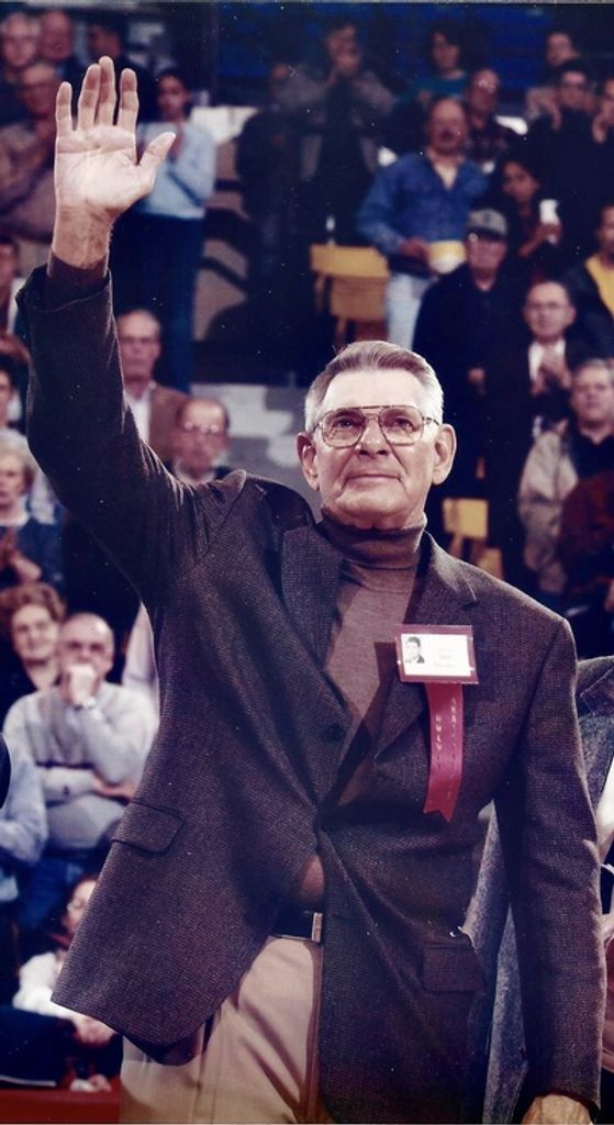 William "Bill" Thomas