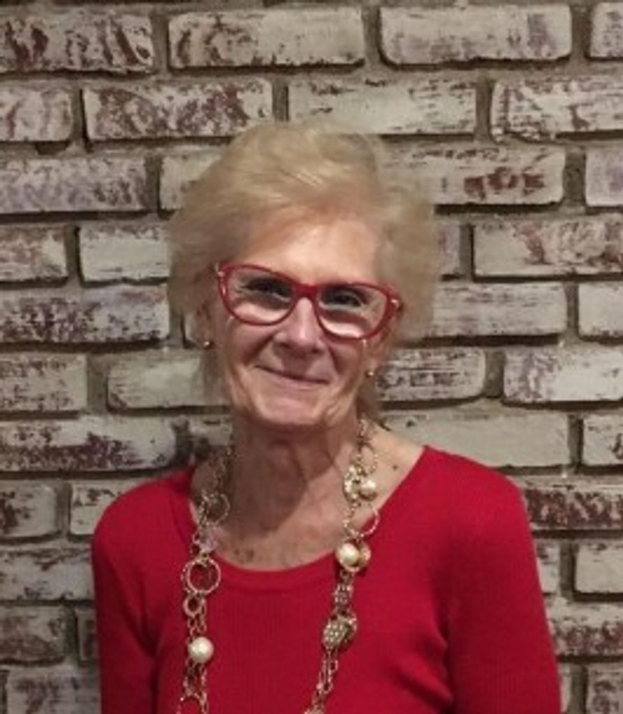 Stella Moschella Profile Photo