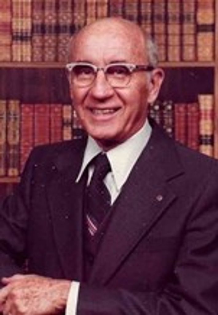 Glen T Byram
