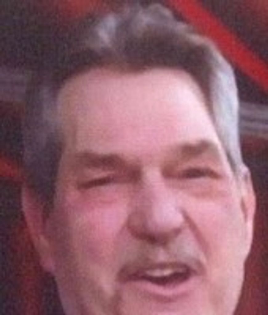 Daniel T Kaminski