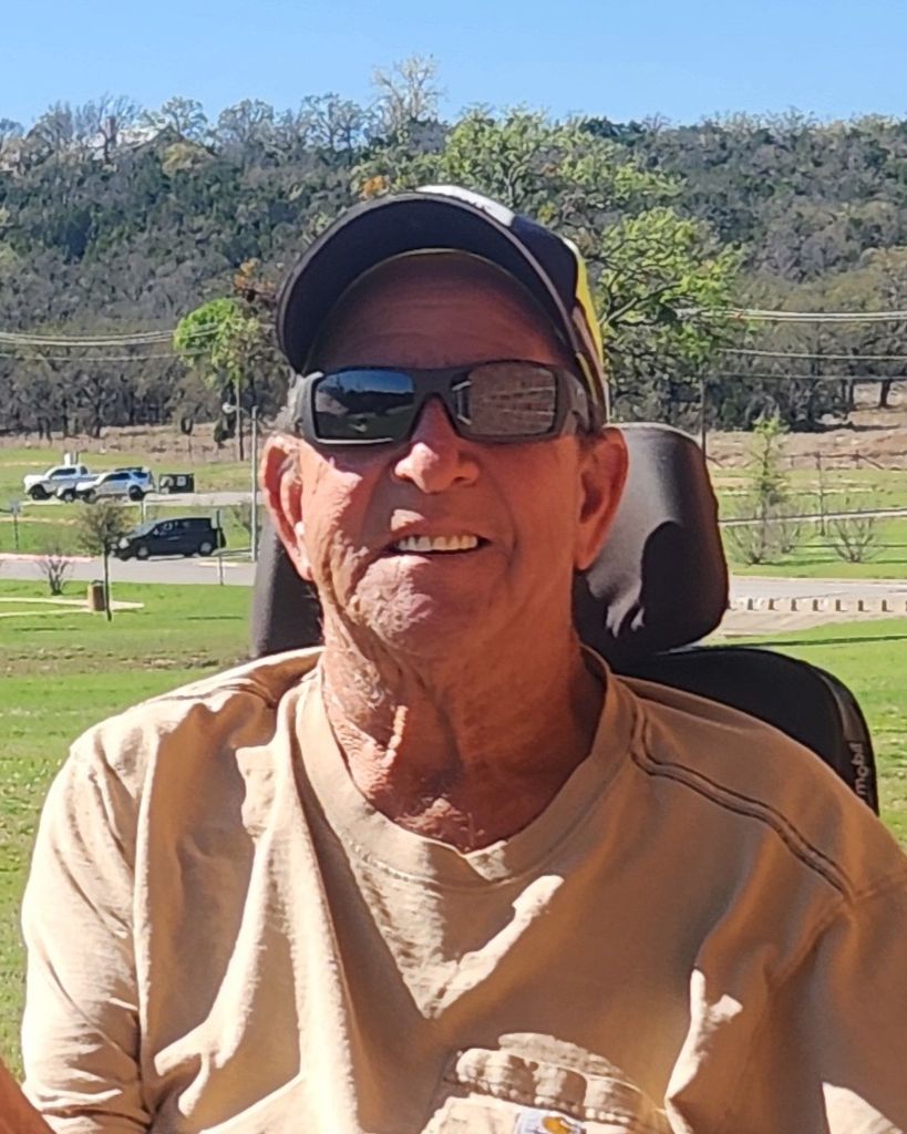 Ronnie Lee Vest Profile Photo