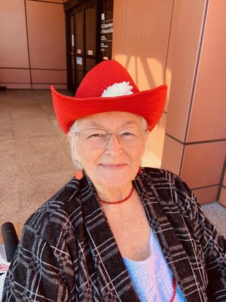 Donna Mae Oswell Profile Photo