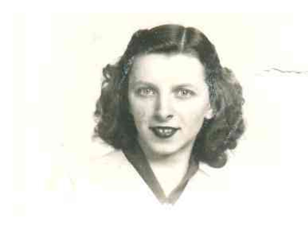 Pauline (Schuettler)  Fix Profile Photo