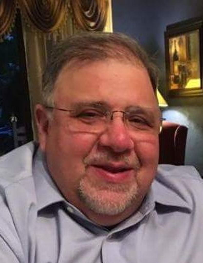 Michael Louis Rivetti Profile Photo