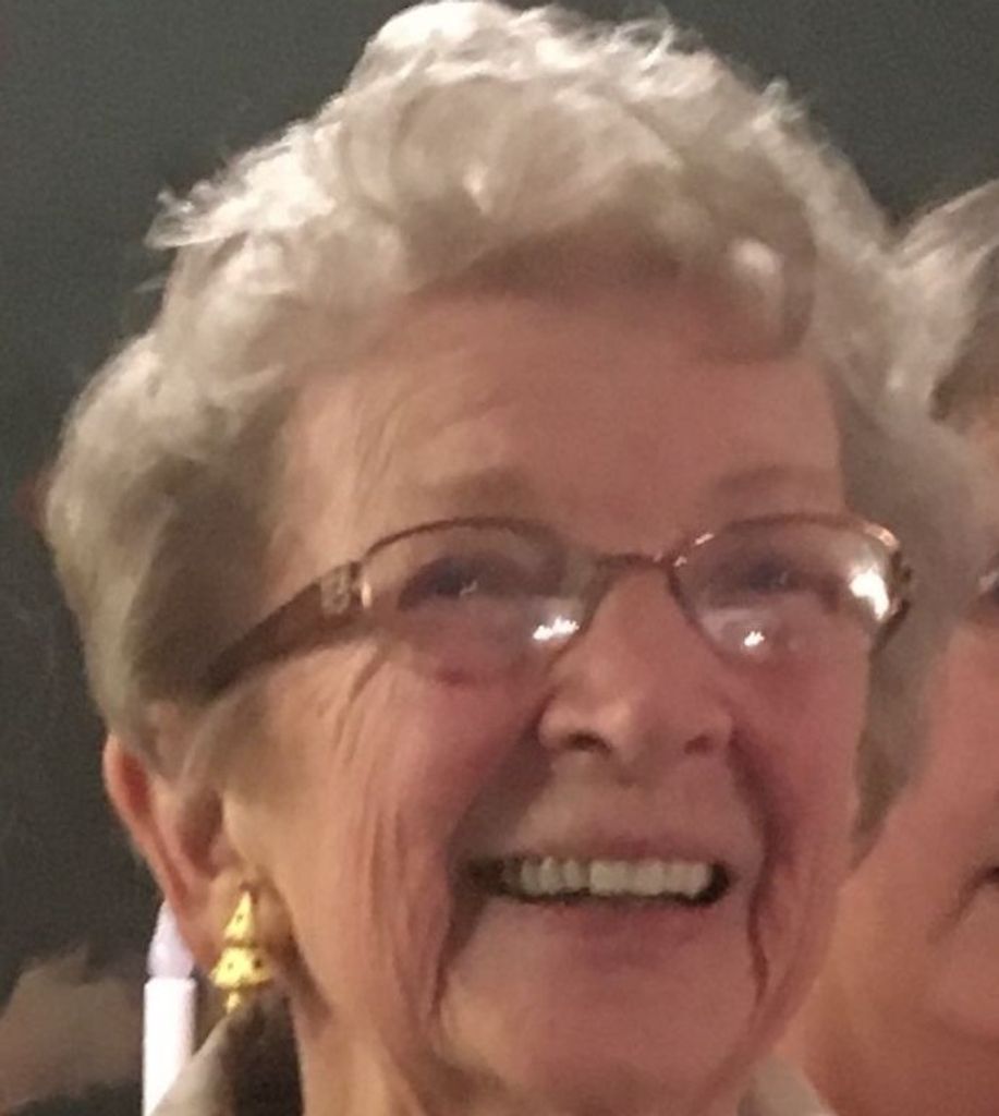Juanita  Ernestine "Stine"  Mix 