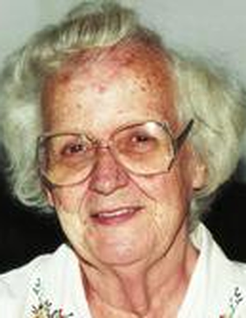 Lorraine Eliza (Huyler) Nichols