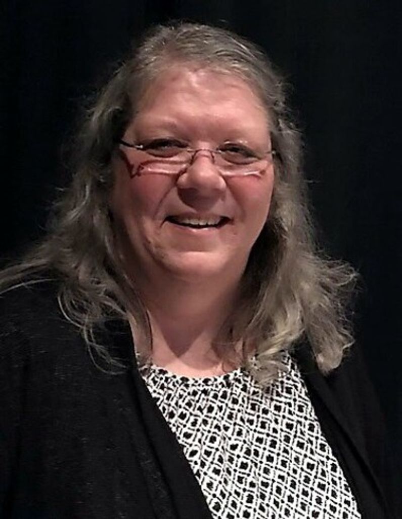 Donna Louise Bucz Profile Photo