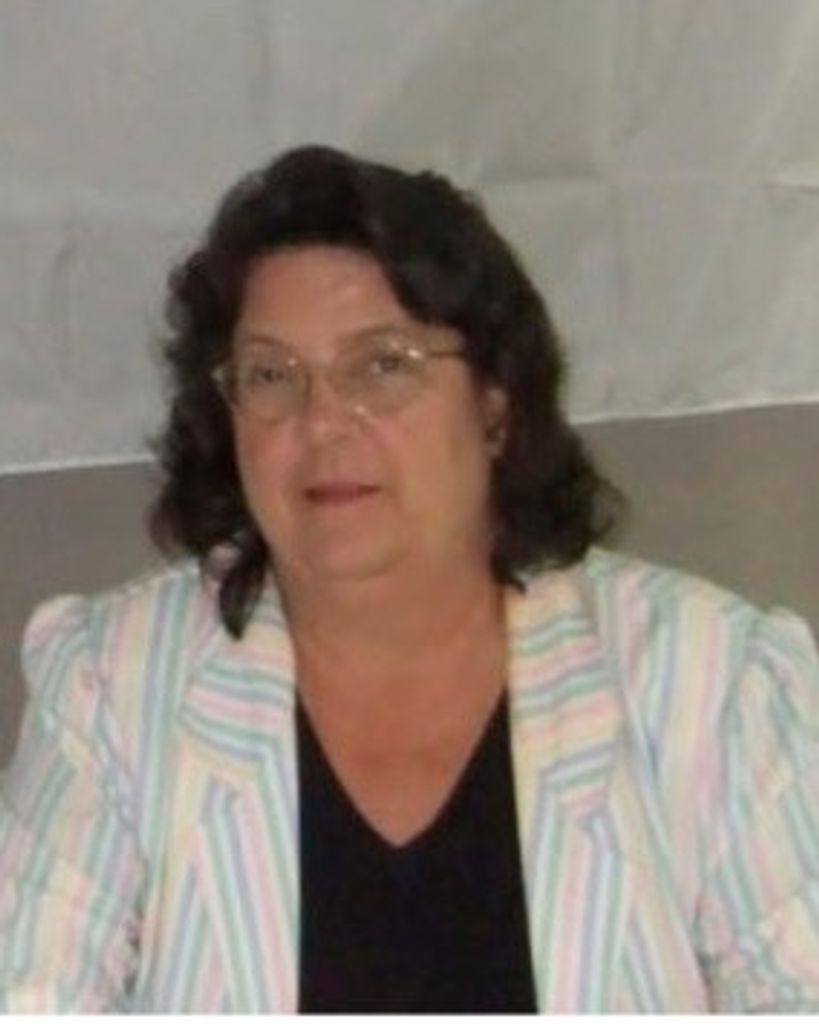 Sharon Yleen Karm Profile Photo