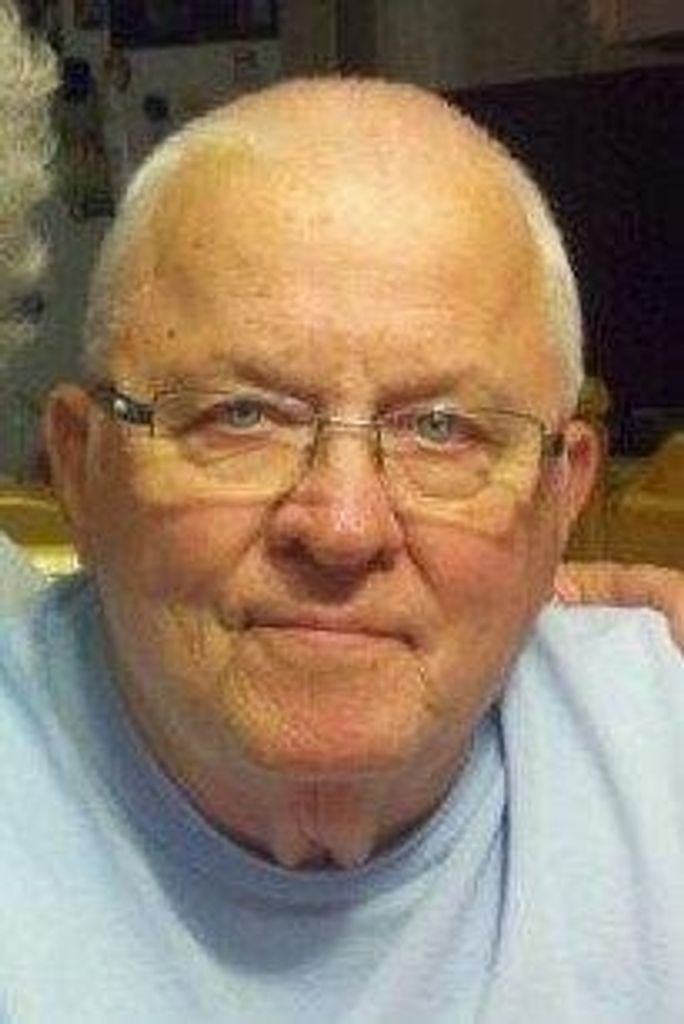 Eugene H "Gene" Grochalski Profile Photo